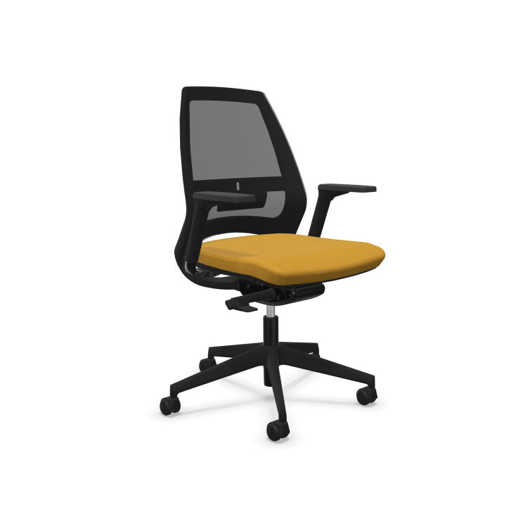 Fauteuil de bureau ergonomique Eliott avec dossier bas en résille, soutien lombaire intégré et accoudoirs 3D. Jaune moutarde